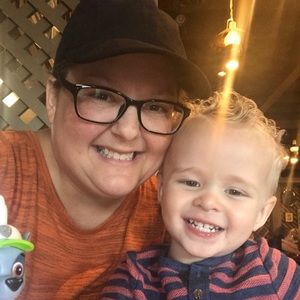 Meet your Posher, Angela